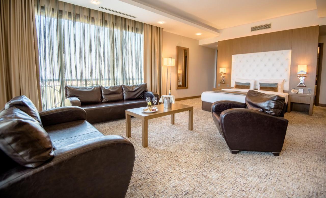 Korineum Golf & Beach Resort Agios Georgios  Exteriér fotografie