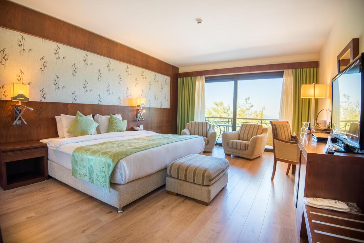 Korineum Golf & Beach Resort Agios Georgios  Exteriér fotografie