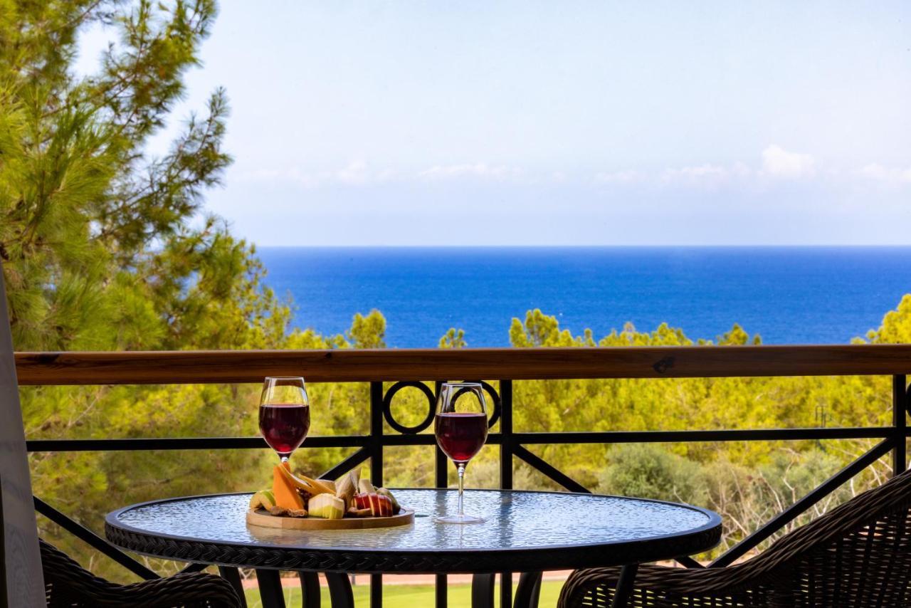 Korineum Golf & Beach Resort Agios Georgios  Exteriér fotografie